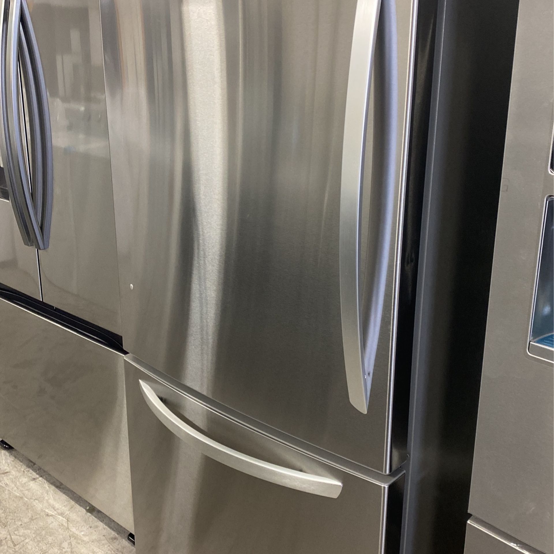 Bottom Freezer Refrigerator