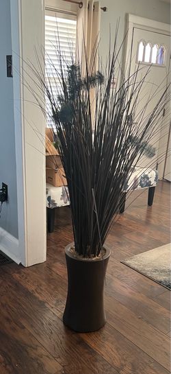Artificial plant/tree decor