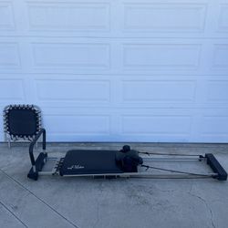 AeroPilates Performer Foldable Wheels  Ab Exercise Workout Machine