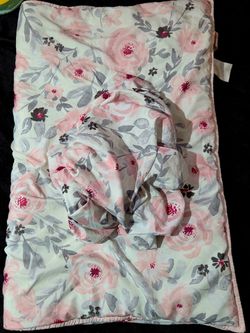 Mini crib blanket set