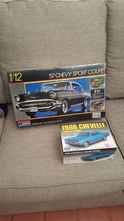 LARGE 1/12 SCALE 1957 CHEVY MODEL KIT for Sale in Tucson, AZ - OfferUp