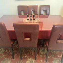 Dining table w/ Glass Top & Chairs