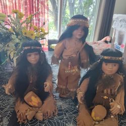 3 Indian Girl Dolls Glass