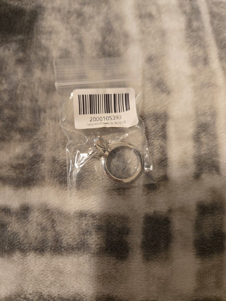 ANU Club Engagement Ring