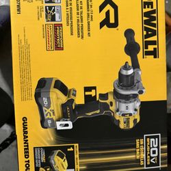 NEW DeWalt XR Powerpack 20V MAX Hammer Drill Kit (DCD1007WW1)