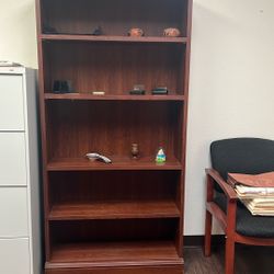 Nice Wood Shelf 6’! Beautiful