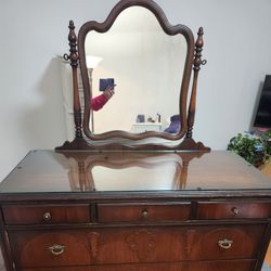 Antique Dresser Set