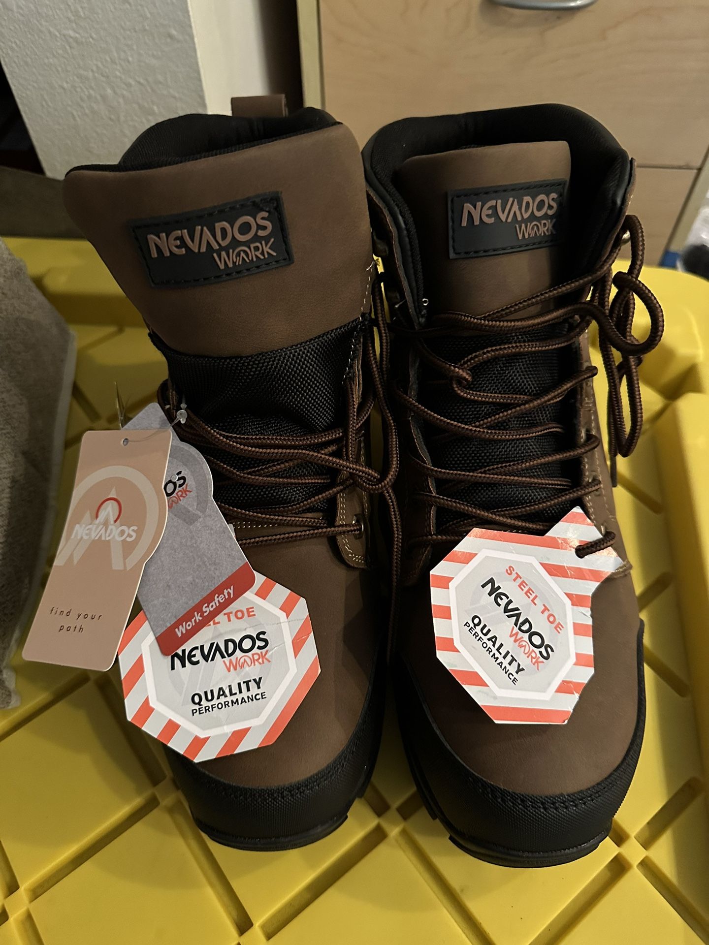 Nevados Work Boots