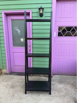 Wood bookcase