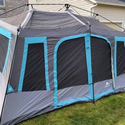 10 Person Blackout Tent