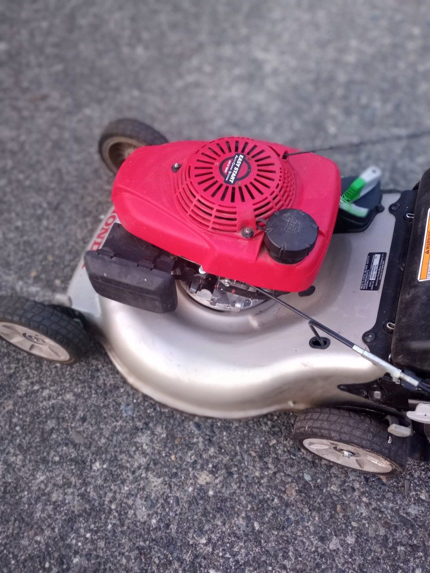 Honda 21inch Selfpropelled Lawn Mower. Hrr216k9vkaa Works Excellent