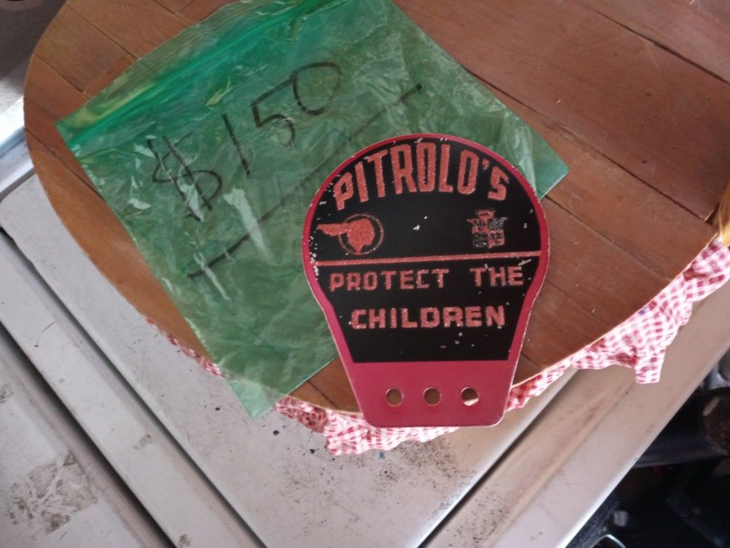 GM Pontiac And Cadillac License Plate Topper