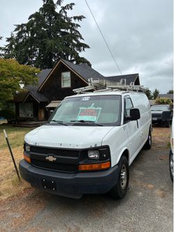 2011 Chevrolet 2500 Express Van