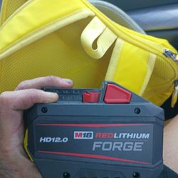 M18 Milwaukee 12.0 Battery Pack