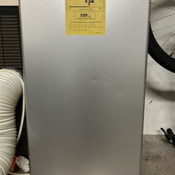 Sanyo Mini Fridge 