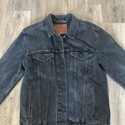 Levi’s Trucker Jacket