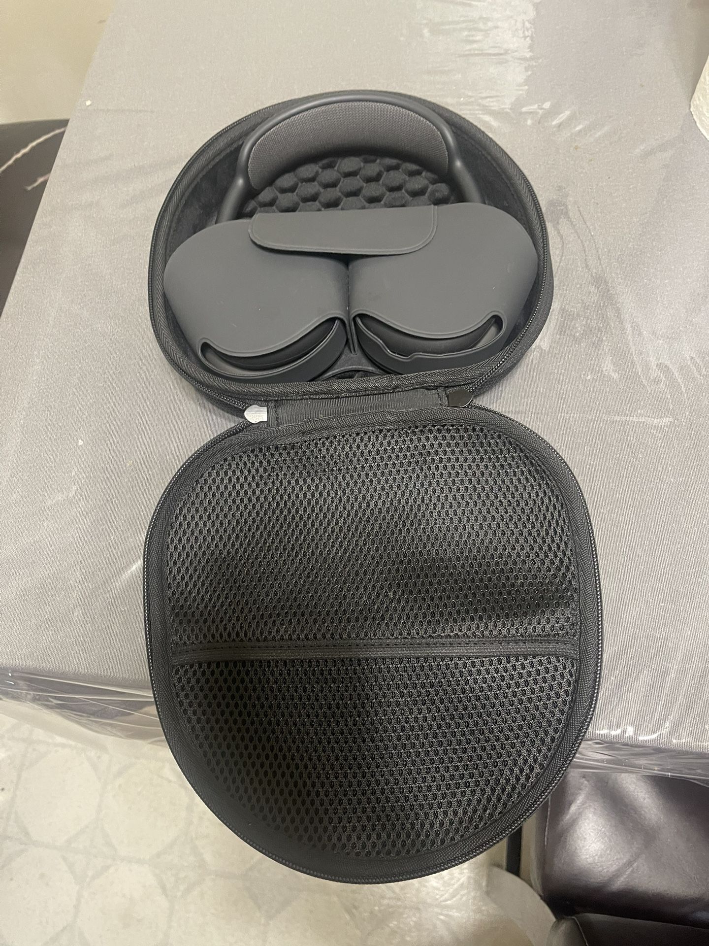 Apple Air Headphones New