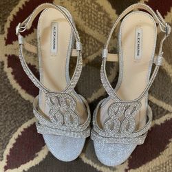 Cute Wedges Size 8, Silvery Bedazzeled