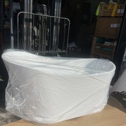 65” Stand Alone Tub