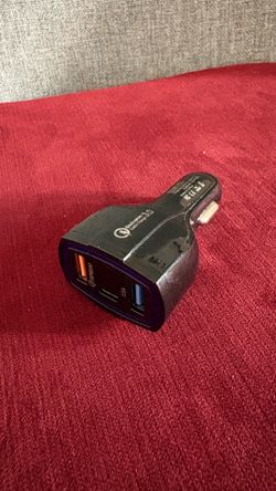 Pre Own 3-Port Car Charger with Qualcomm Quick Charge 3.0 and 3.5A Output
