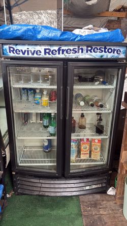 True GDM-35SL Commercial Glass Door Refrigerator