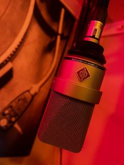 Neumann tlm 103