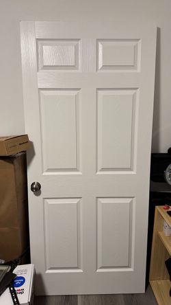 White 6-Panel Interior Door with Knob
