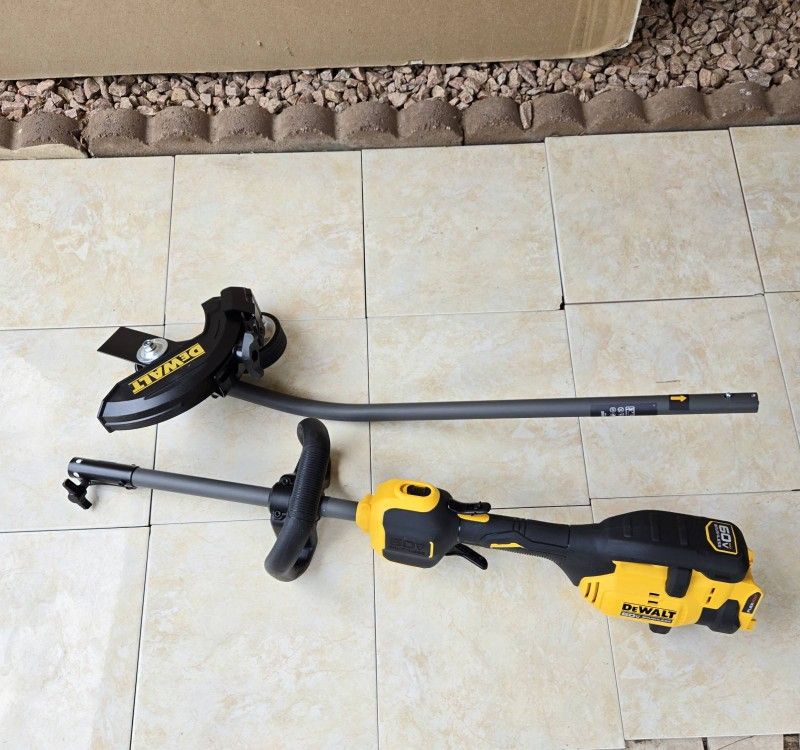 DeWALT 60V FlexVolt 7.5in Attachment Capable Edger (Tool Only)