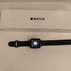 Apple Watch SE (2nd Gen) 44mm Space Gray Aluminum GPS + Cellular with Box – Great Condition