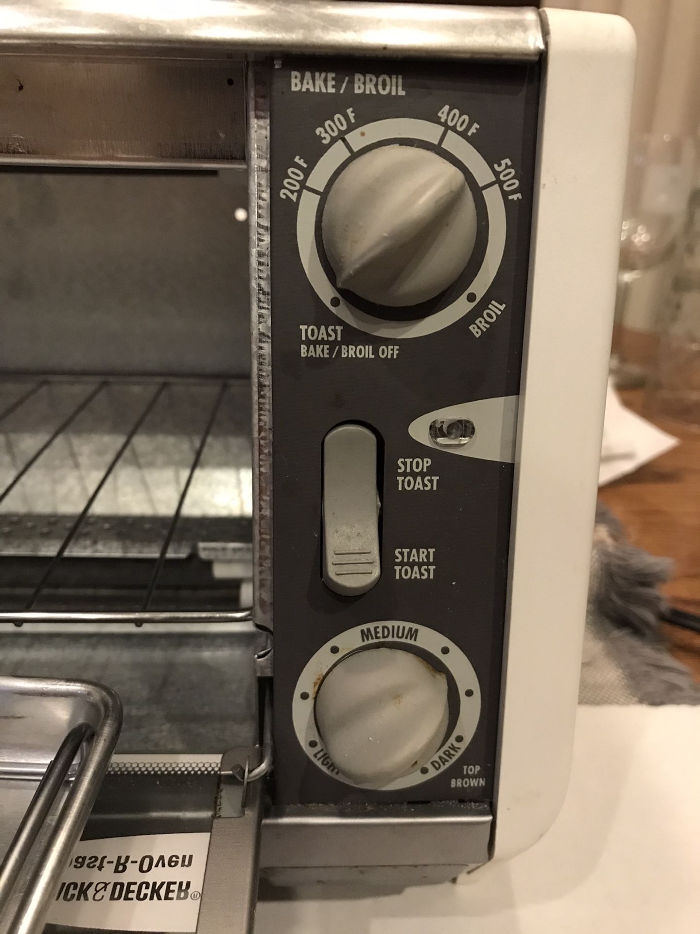 Black N Decker Toast-R-Oven for Sale in Merrillville, IN - OfferUp