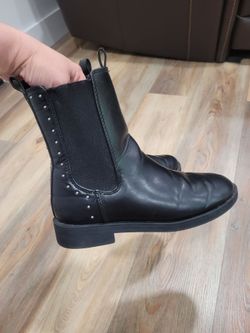Zara girls' boots, Size 34