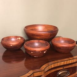 4 Piece Wooden Bowl Set
