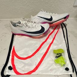 Nike Maxfly 2 Track & Field Sprinting Spikes Color: White / Size: Men 9.5 Women 11