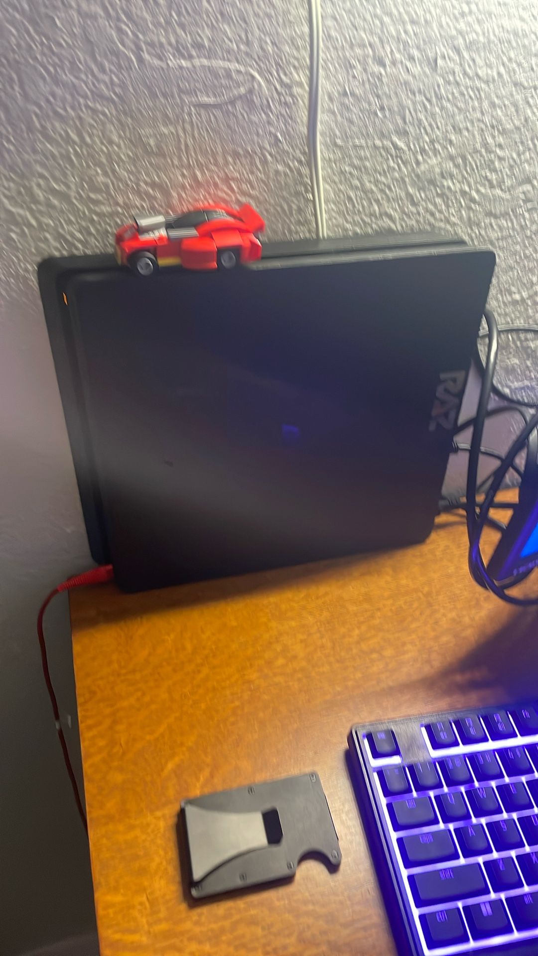 A 1 Tb PS4 Slim With 3 Controllers or Can With No Shipping 1400