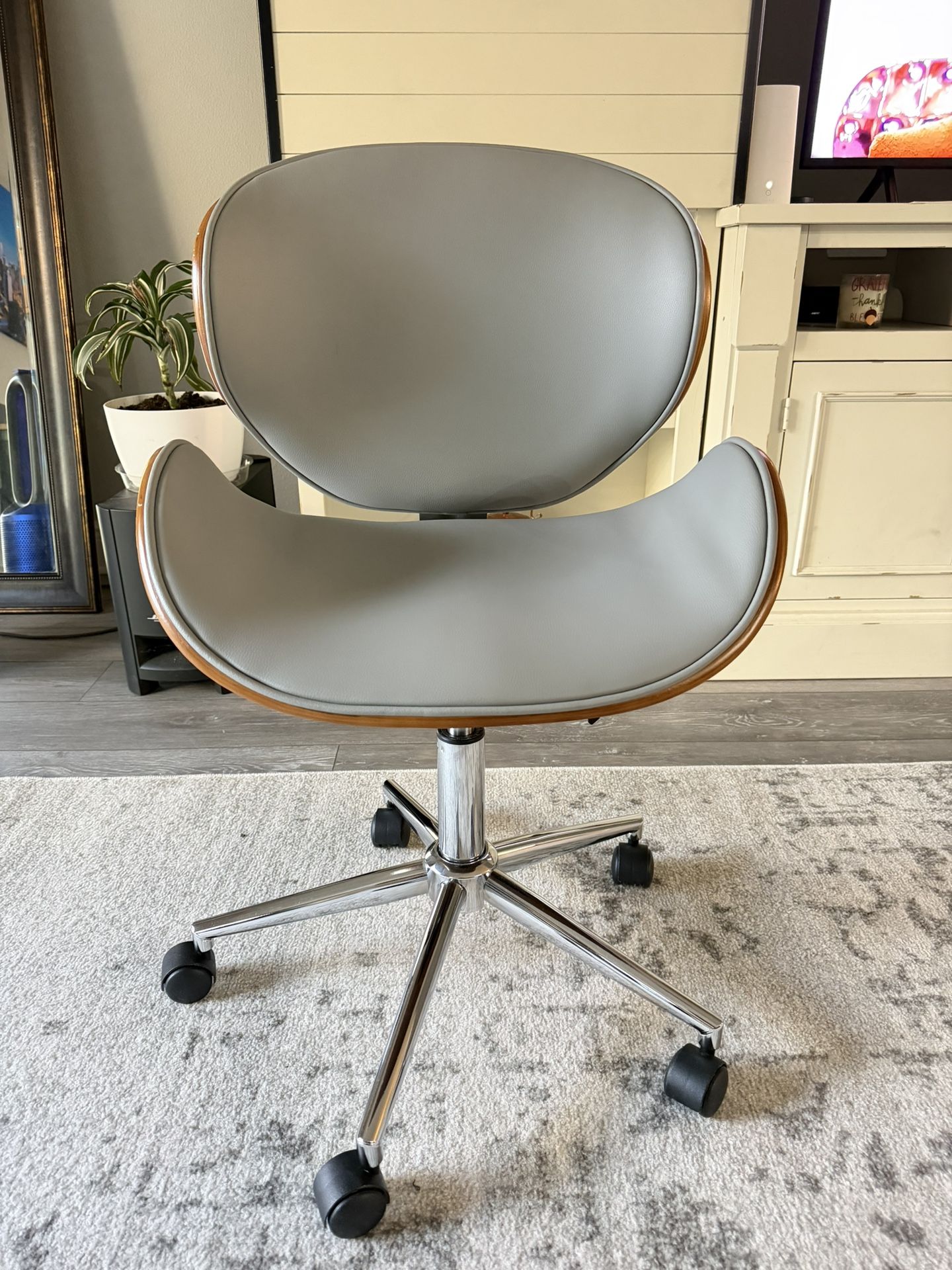Modern Style Office Chair