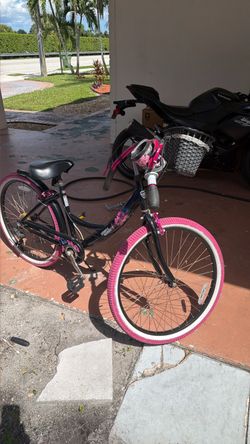Huffy Sienna Women's Cruiser Bike and bmx mongoose bike