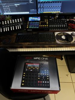 AKAI MPC ONE