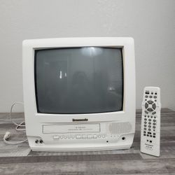 Panasonic Omnivision 13" Retro Gaming White CRT TV VCR Combo PV-M1379W Television With Remote