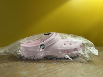 Brand New Crocs Size 6 Men’s 8 WMNS 