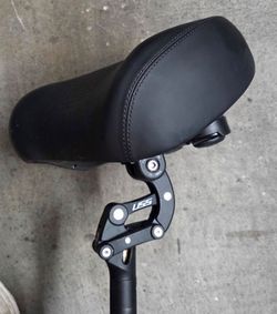 Cushion Bike Seat with Safort USS Suspension Seat Post