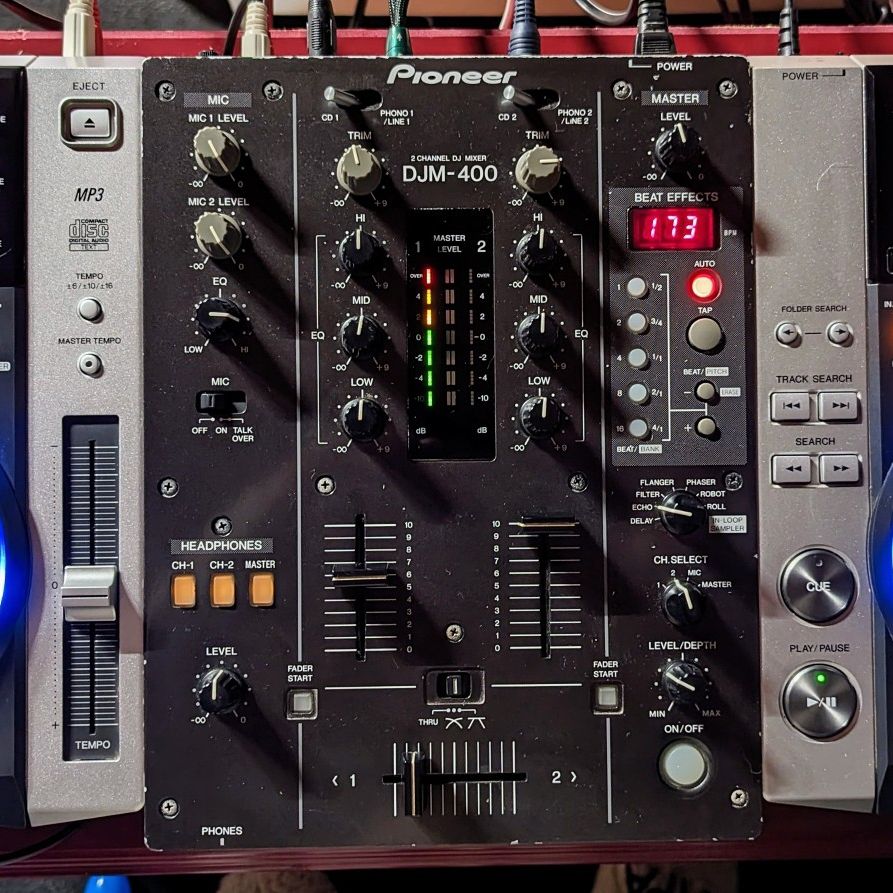 PIONEER DJ Set - DJM-400 and 2x CDJ-200 for Sale in Trumbull, CT