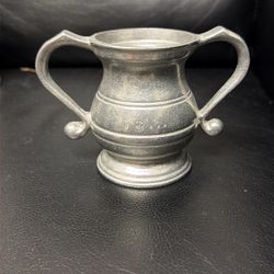 Wilton Columbia Antique Cup Set