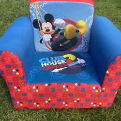 Mickey Mouse kids seat