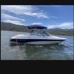 1999 Monterey Boat  18ft