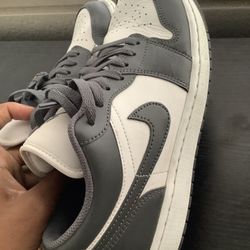 jordan 1 low