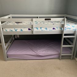 Twin Bunk Beds with Mattresses 