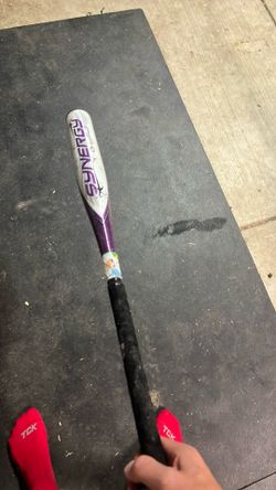 Easton synergy softball bat
