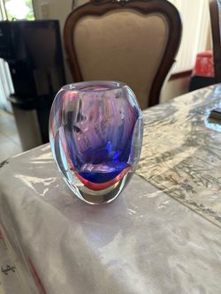 Bud vase