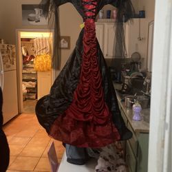 Vampire, Size Medium