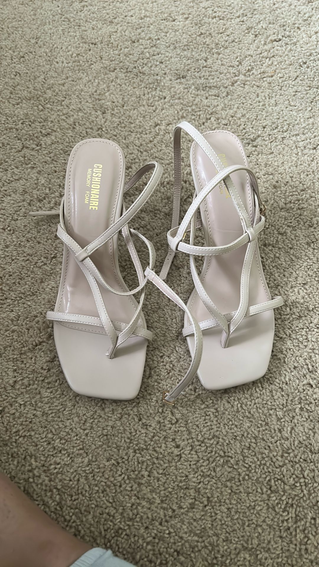 Size 6.5 Nude Low Heels